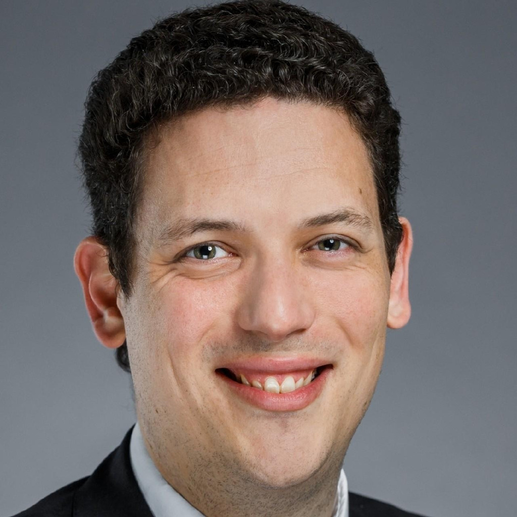 Florian Belau Private Banking Betreuer NATIONALBANK AG XING