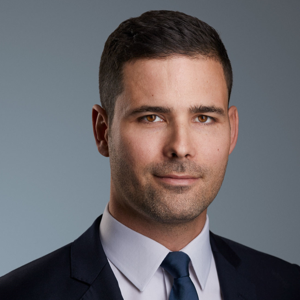 Julius Weis Partner ioconsultants GmbH & Co. KG XING