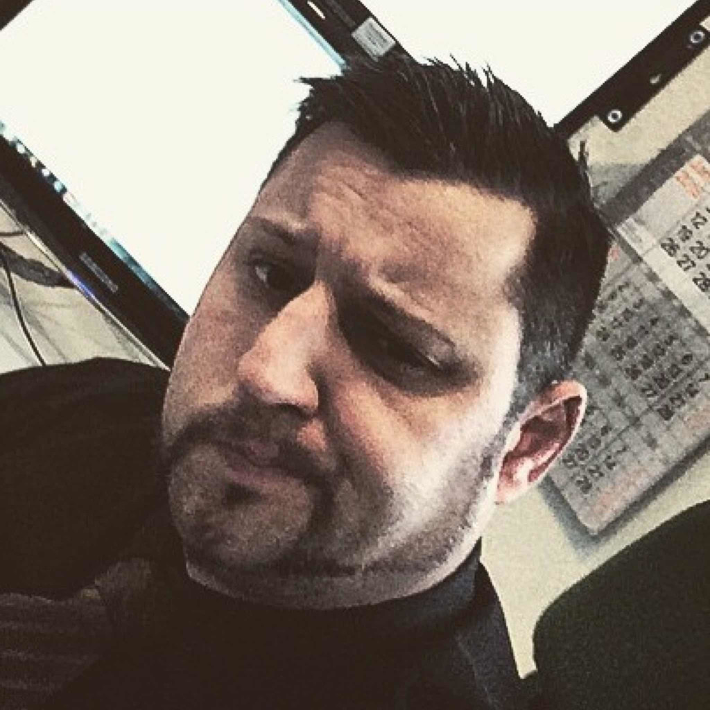 Adrian Arndt Berufstätig Diverse XING