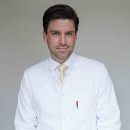 Dr. med. Alexander Esmaty MHBA 