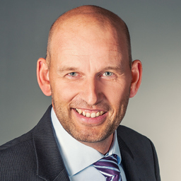 Dr. Uwe Schumacher