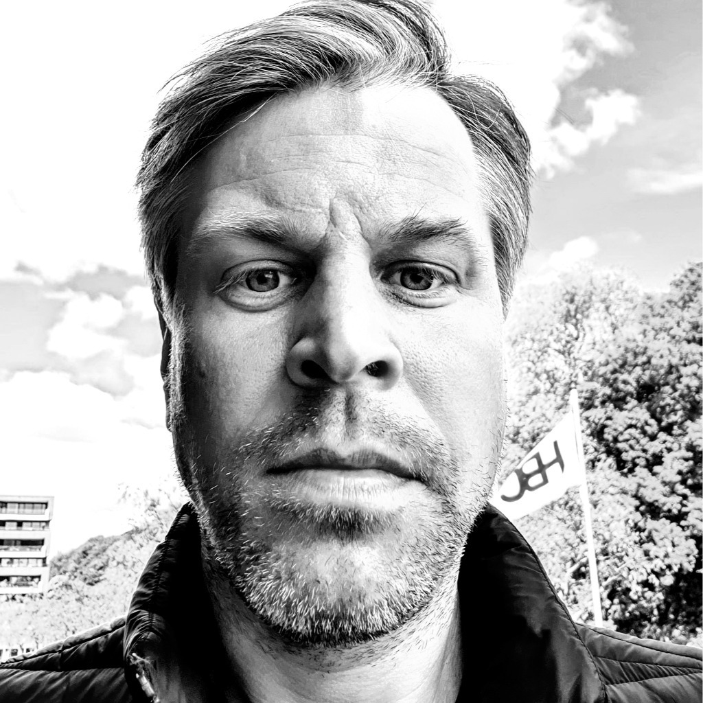 Henning Dierks Henning Dierks