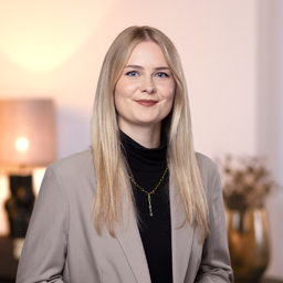 Janina Löbach