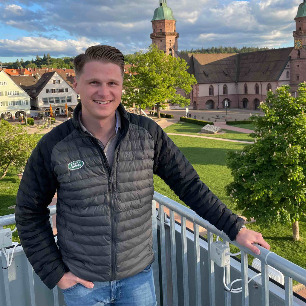 Alexander Winkel Zentrale Filialleitung After Sales AHG