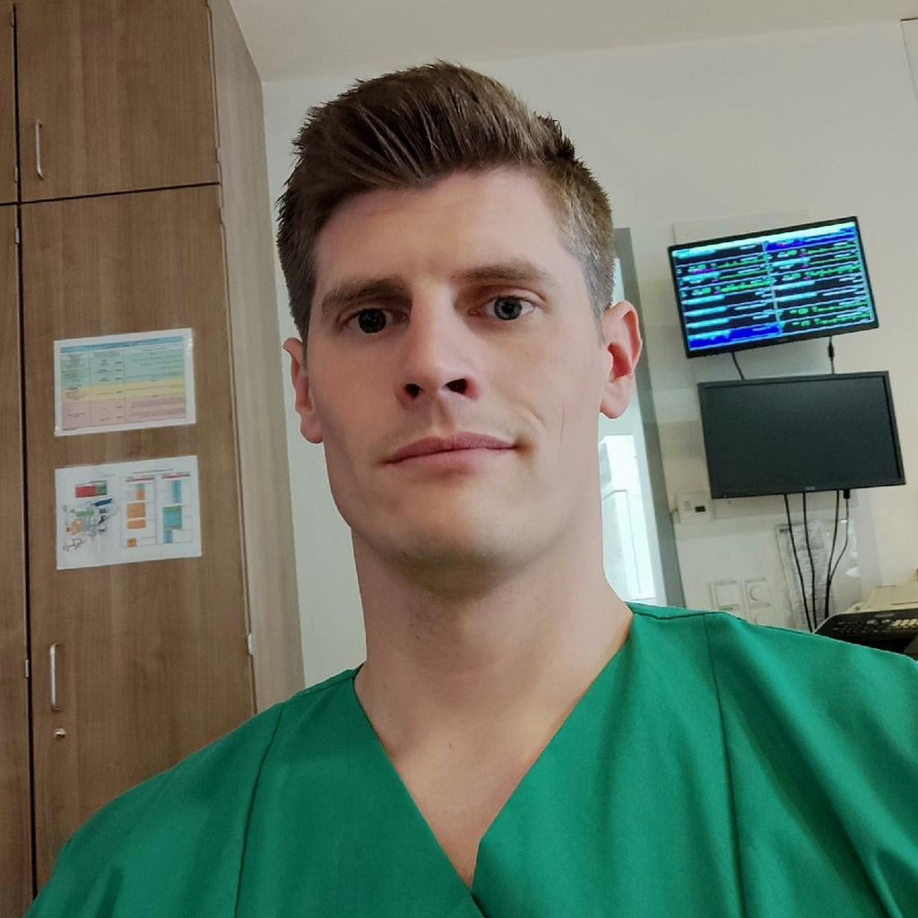 Mathias Aalken Fachkrankenpfleger Intensivpflege Und Anästhesie Jobs In Time Medical Gmbh Xing 8837