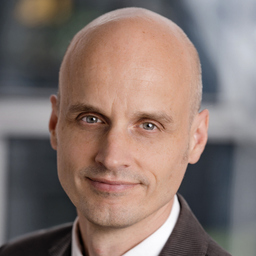 Dr. Thomas Kandlbinder