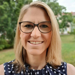 Dr. Natalie Rakel