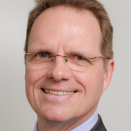 Dr. Ralf Strümpler