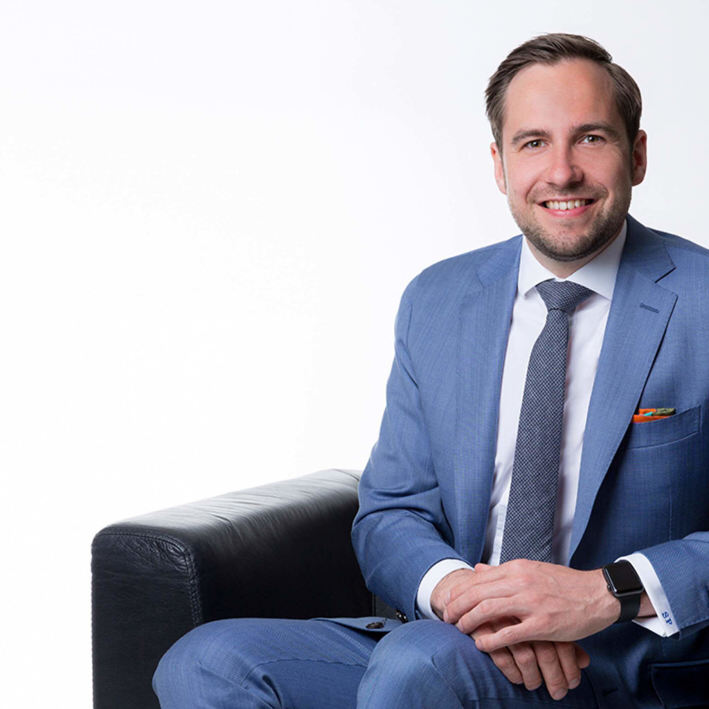 Stephan Pitan Head of Key Account Management DACH Medline