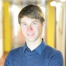 Dr. Lars Baetcke